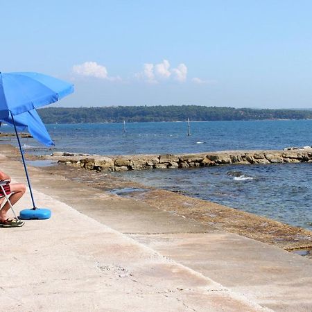 Apartments With A Swimming Pool Novigrad - 7078 Esterno foto