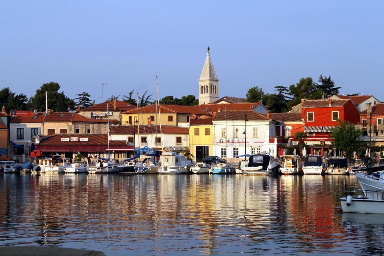 Apartments With A Swimming Pool Novigrad - 7078 Esterno foto