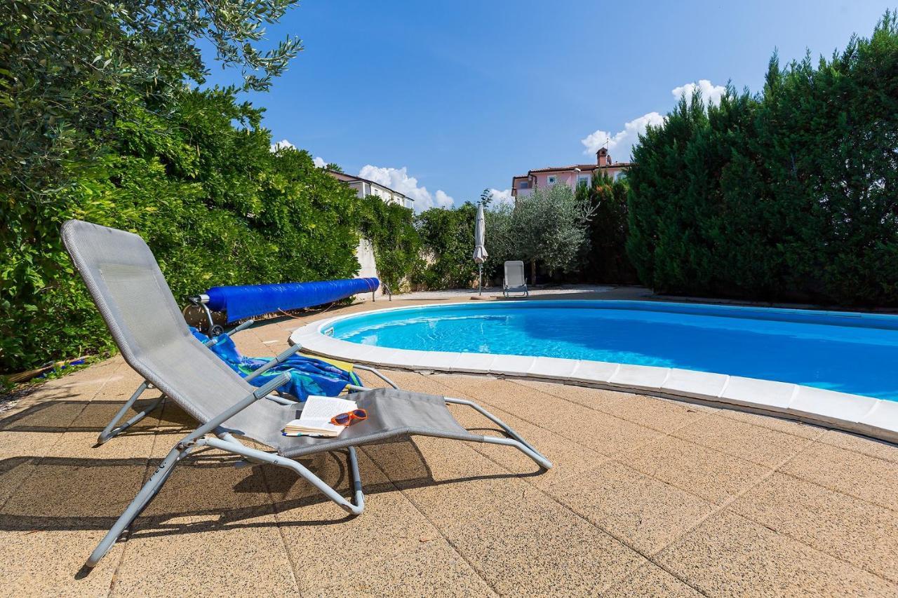 Apartments With A Swimming Pool Novigrad - 7078 Esterno foto