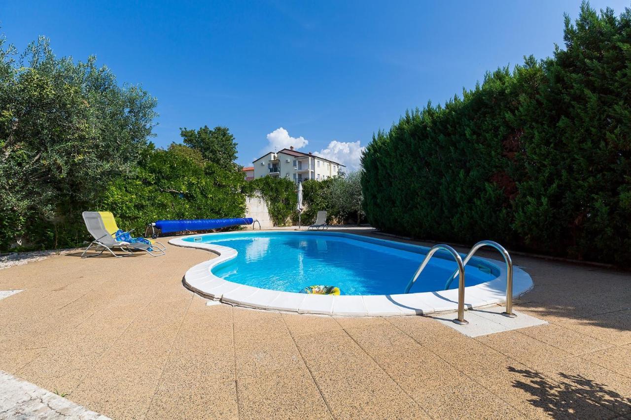 Apartments With A Swimming Pool Novigrad - 7078 Esterno foto